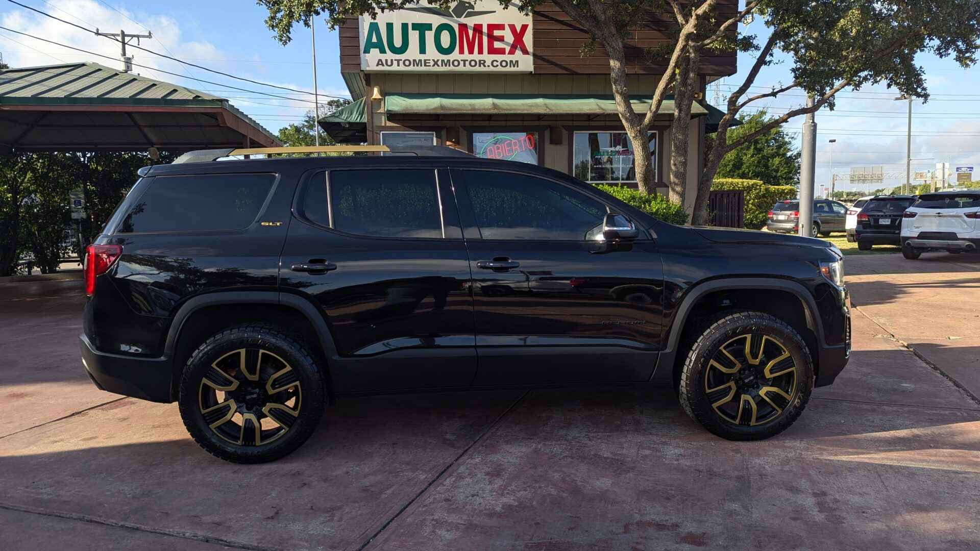 2021 GMC Acadia SLT photo 6